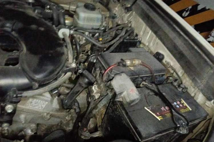 Used Toyota Prado 2010 4.0L Automatic TX-L Engine Bay Left