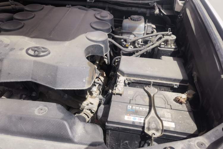 Used Toyota Prado 2010 4.0L Automatic VX NAVI Engine Bay Left