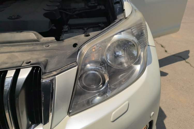 Used Toyota Prado  Engine Bay Left