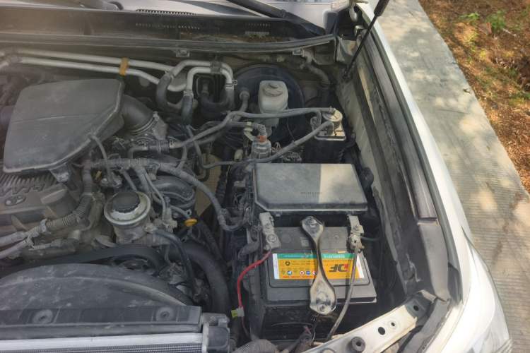 Used Toyota Prado 2010 2.7L Automatic Deluxe Edition Engine Bay Left