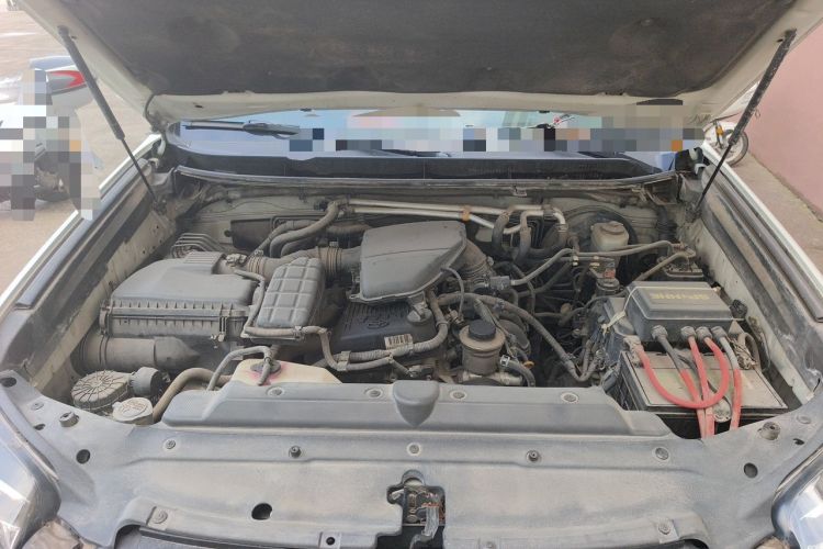 Used Toyota Prado 2010 2.7L Automatic Deluxe Edition Engine Bay