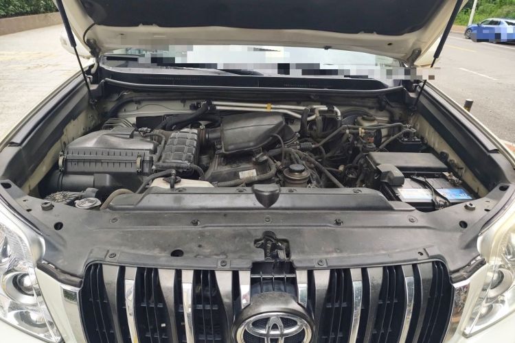 Used Toyota Prado 2010 2.7L Automatic Standard Edition Engine Bay