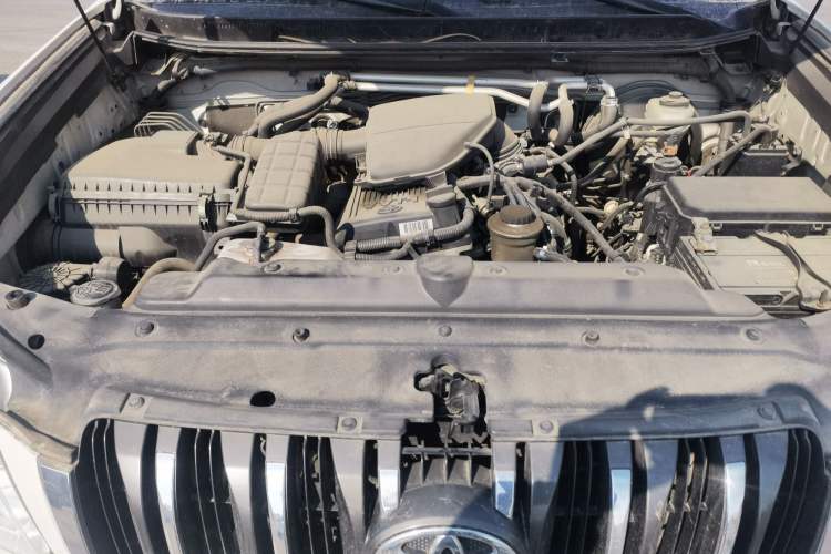 Used Toyota Prado 2010 2.7L Automatic Standard Edition Engine Bay