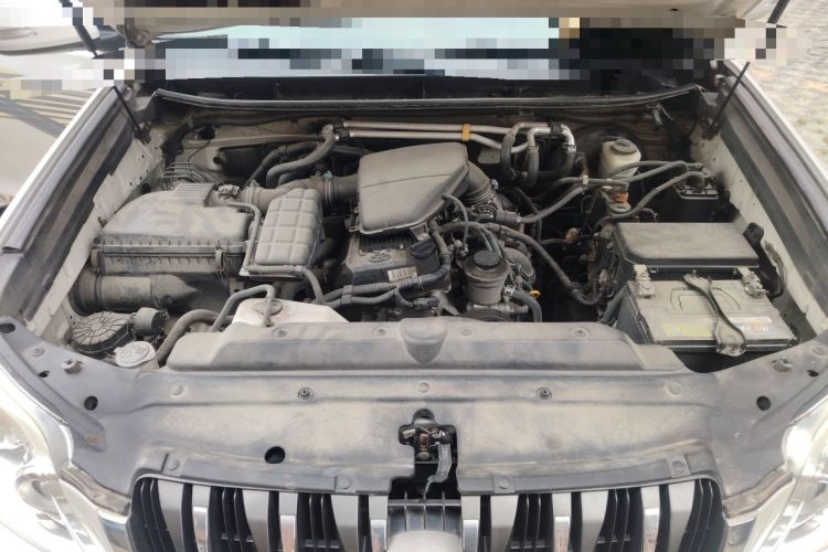 Used Toyota Prado 2010 2.7L Automatic Standard Edition Engine Bay