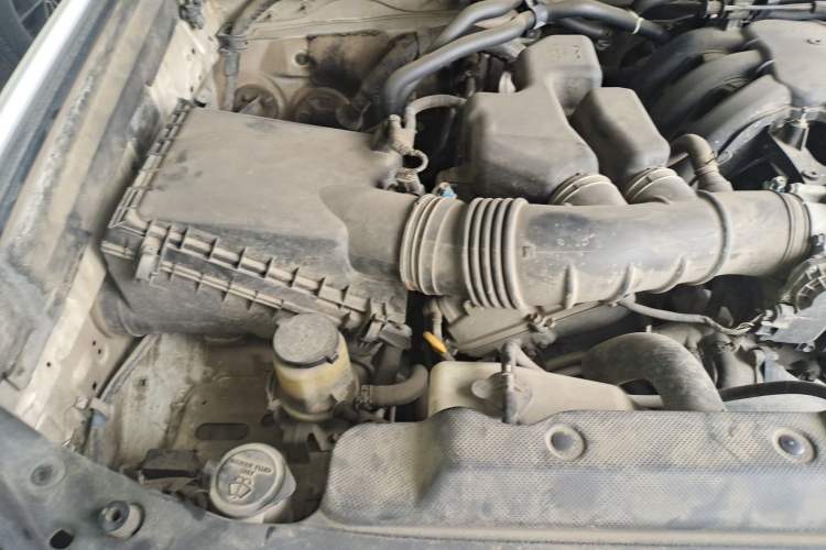 Used Toyota Prado 2010 4.0L Automatic TX-L NAVI Engine Bay Right