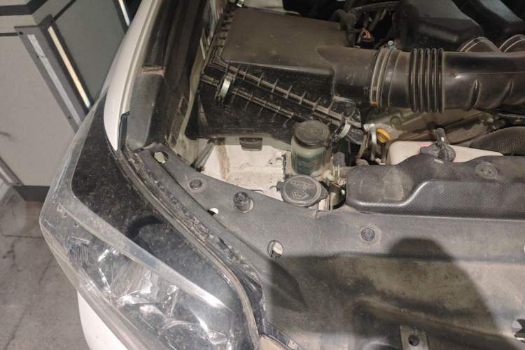 Used Toyota Prado 2010 4.0L Automatic TX-L Engine Bay Right