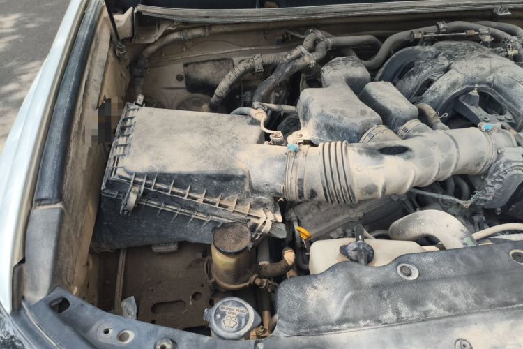 Used Toyota Prado 2010 4.0L Automatic VX Engine Bay Right