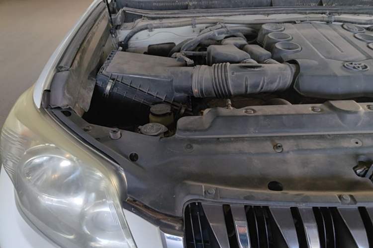Used Toyota Prado  Engine Bay Right
