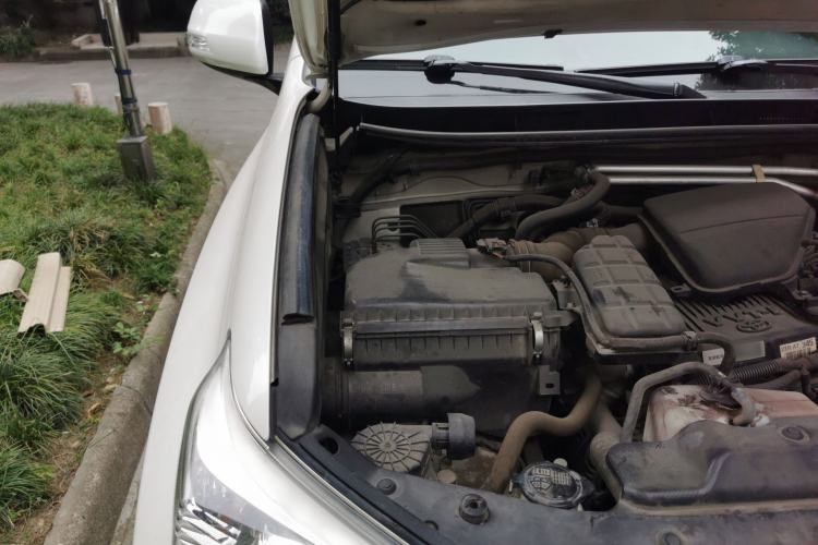 Used Toyota Prado 2010 2.7L Automatic Standard Edition Engine Bay Right