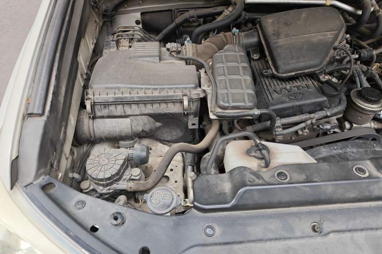Used Toyota Prado 2010 2.7L Automatic Standard Edition Engine Bay Right