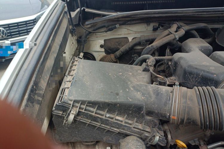 Used Toyota Prado 2010 4.0L Automatic TX-L Engine Bay Right