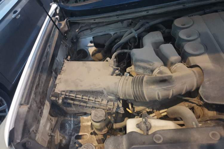 Used Toyota Prado 2010 4.0L Automatic VX NAVI Engine Bay Right