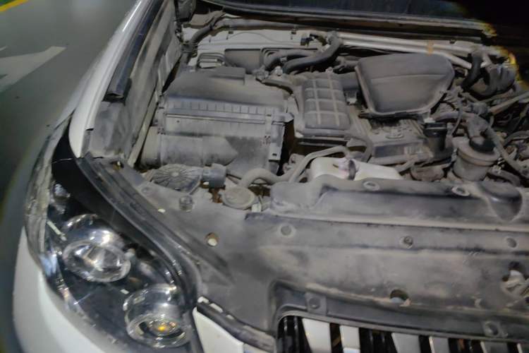 Used Toyota Prado 2010 2.7L Automatic Standard Edition Engine Bay Right