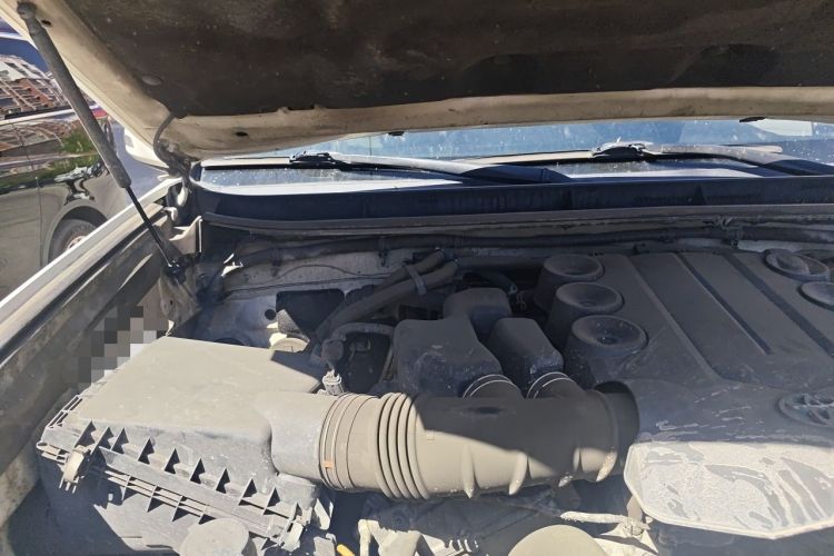 Used Toyota Prado 2010 4.0L Automatic TX-L Engine Bay Right