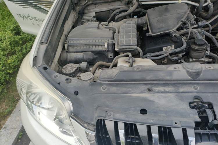 Used Toyota Prado 2010 2.7L Automatic Standard Edition Engine Bay Right