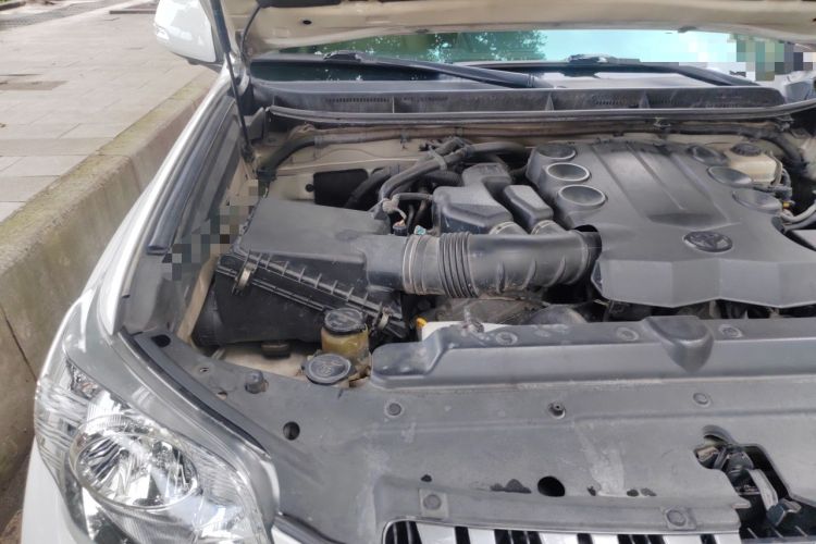Used Toyota Prado 2010 4.0L Automatic VX NAVI Engine Bay Right