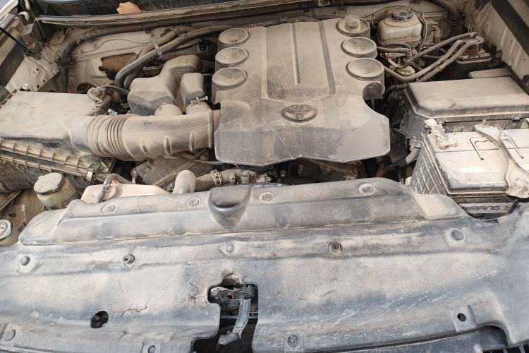 Used Toyota Prado 2010 4.0L Automatic VX Engine Bay