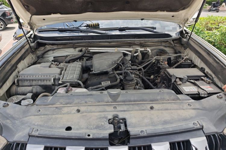 Used Toyota Prado 2010 2.7L Automatic Standard Edition Engine Bay