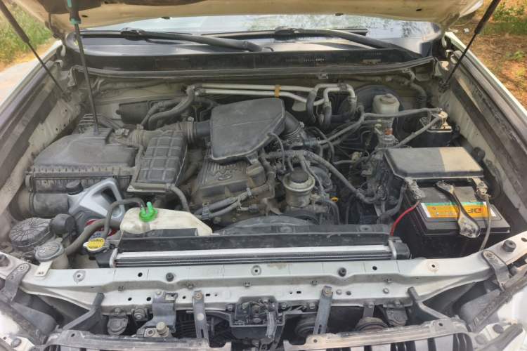 Used Toyota Prado 2010 2.7L Automatic Deluxe Edition Engine Bay