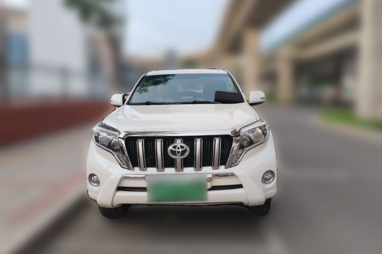 Used Toyota Prado  Front