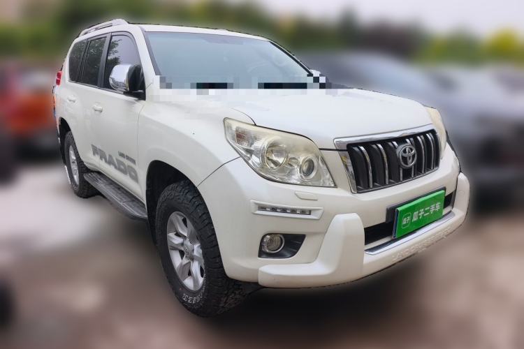 Used Toyota Prado 2010 2.7L Automatic Deluxe Edition Front Right 45 Deg