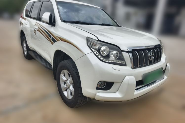 Used Toyota Prado 2010 2.7L Automatic Deluxe Edition Front Right 45 Deg