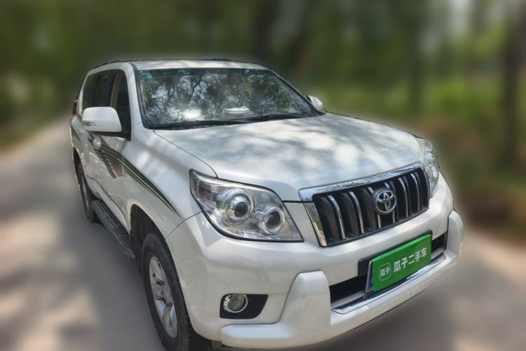 Used Toyota Prado 2010 2.7L Automatic Deluxe Edition Front Right 45 Deg