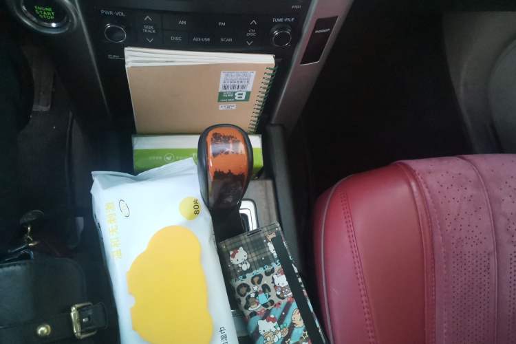 Used Toyota Prado 2010 4.0L Automatic VX NAVI Gear Lever