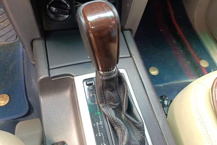 Used Toyota Prado  Gear Lever
