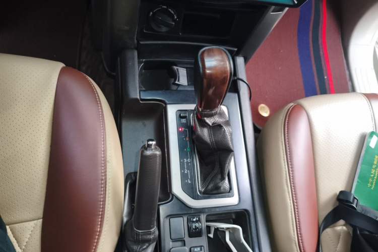 Used Toyota Prado  Gear Lever