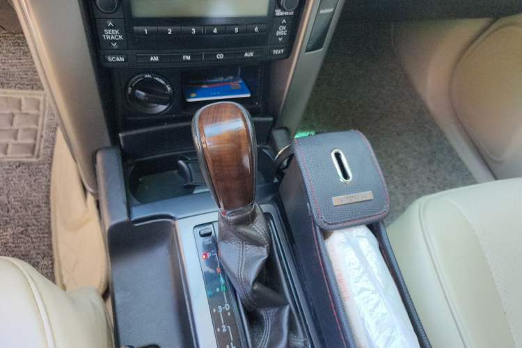 Used Toyota Prado  Gear Lever