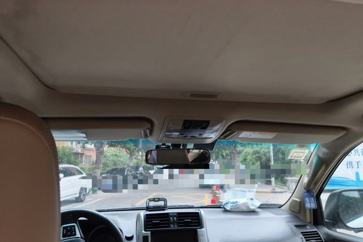 Used Toyota Prado 2010 4.0L Automatic TX-L Headliner