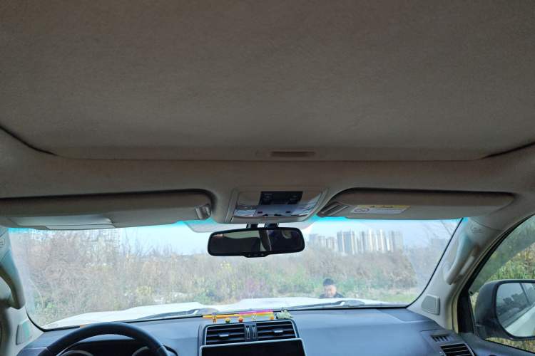 Used Toyota Prado 2010 4.0L Automatic VX Headliner