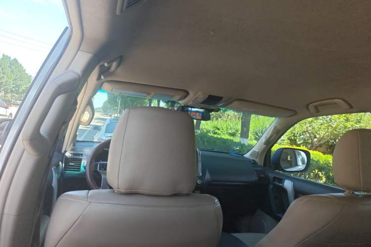 Used Toyota Prado 2010 2.7L Automatic Deluxe Edition Headliner