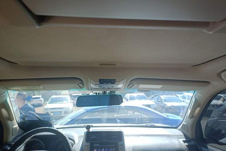 Used Toyota Prado 2010 4.0L Automatic VX NAVI Headliner