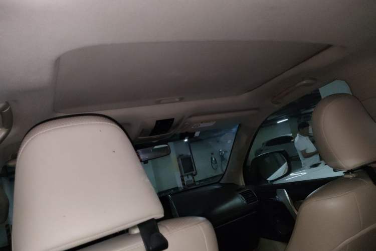 Used Toyota Prado 2010 4.0L Automatic TX-L NAVI Headliner