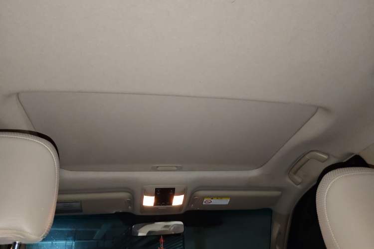 Used Toyota Prado 2010 4.0L Automatic TX-L Headliner