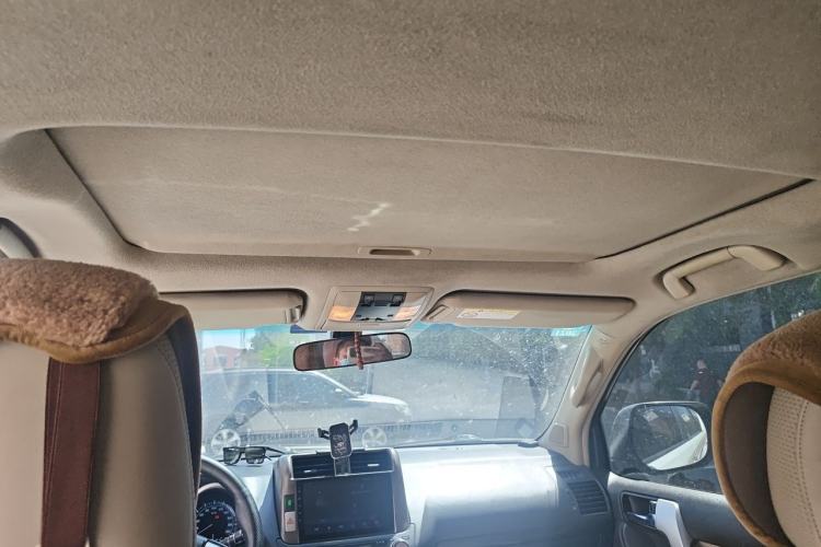 Used Toyota Prado 2010 4.0L Automatic TX-L Headliner