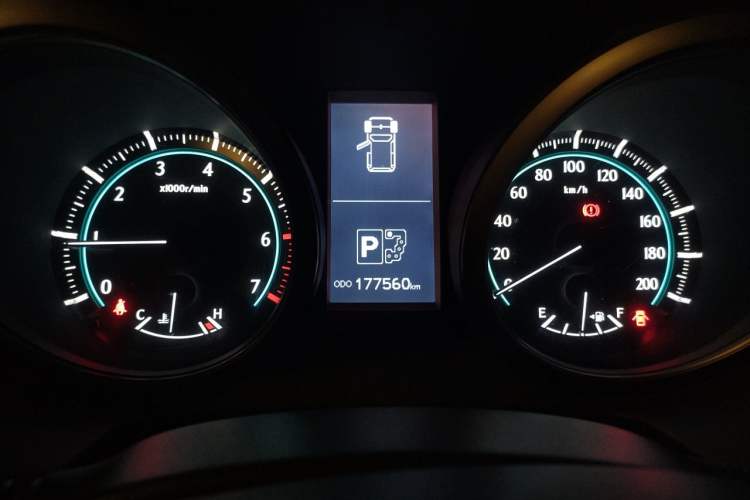 Used Toyota Prado 2010 4.0L Automatic TX-L Instrument Cluster