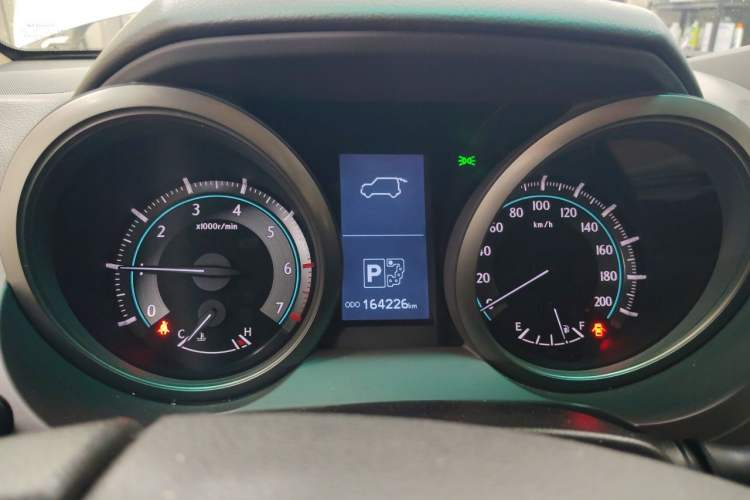 Used Toyota Prado 2010 4.0L Automatic TX-L Instrument Cluster