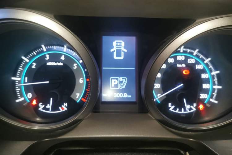 Used Toyota Prado 2010 4.0L Automatic TX Instrument Cluster