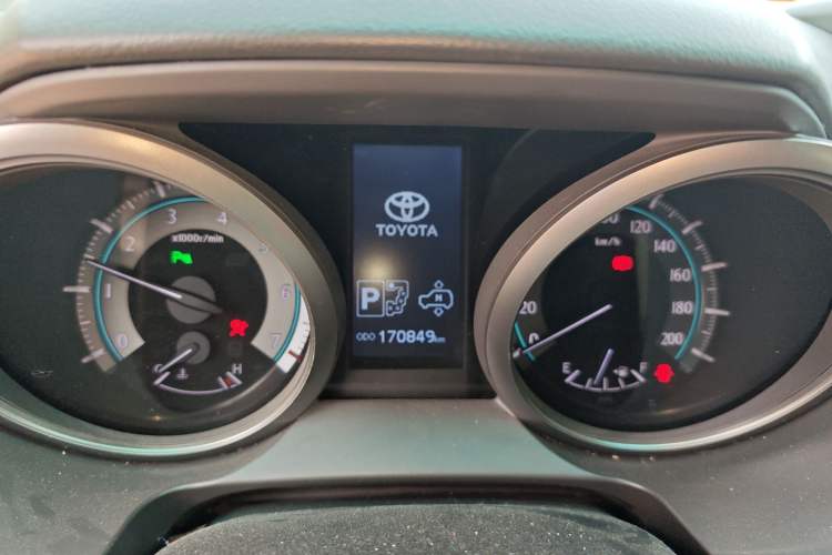 Used Toyota Prado 2010 4.0L Automatic VX Instrument Cluster
