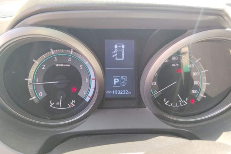 Used Toyota Prado 2010 4.0L Automatic TX-L Instrument Cluster