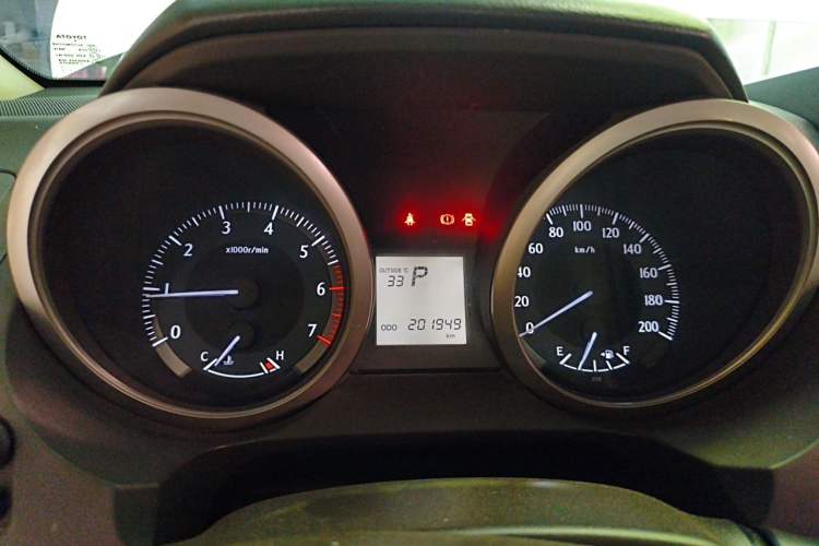Used Toyota Prado 2010 2.7L Automatic Deluxe Edition Instrument Cluster