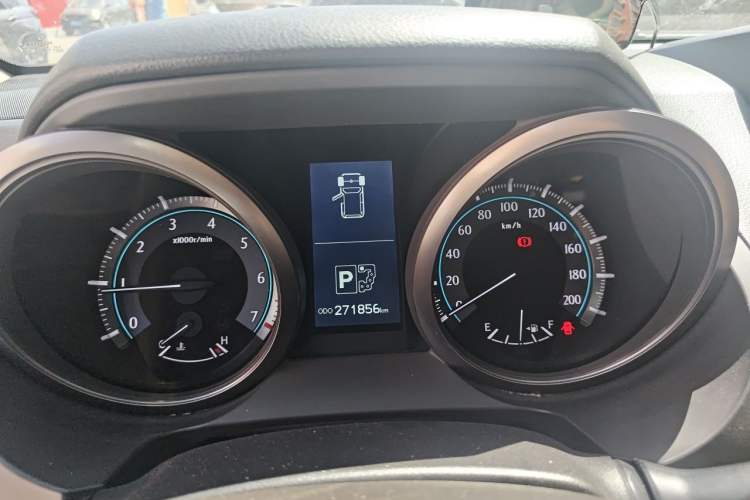 Used Toyota Prado 2010 4.0L Automatic TX-L Instrument Cluster
