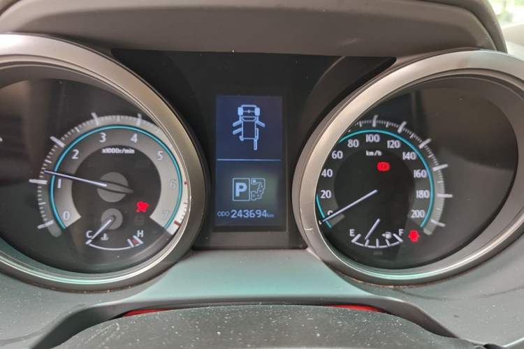 Used Toyota Prado 2010 4.0L Automatic TX-L Instrument Cluster