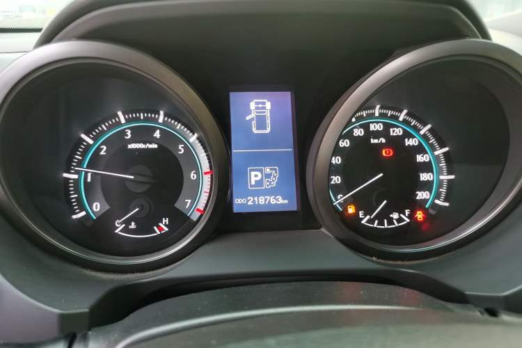 Used Toyota Prado 2010 4.0L Automatic TX-L Instrument Cluster