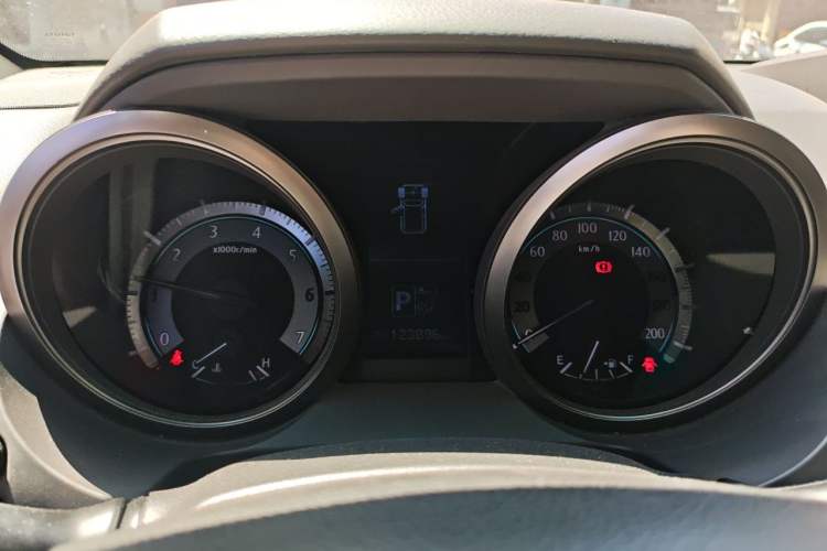 Used Toyota Prado 2010 4.0L Automatic TX-L Instrument Cluster
