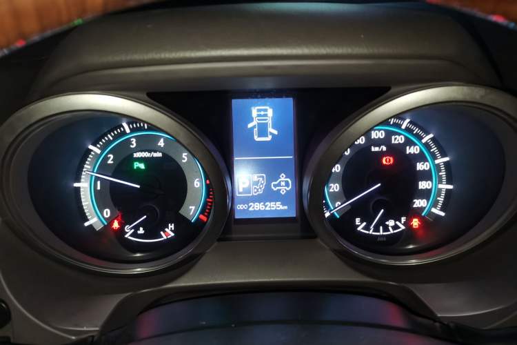 Used Toyota Prado 2010 4.0L Automatic VX NAVI Instrument Cluster