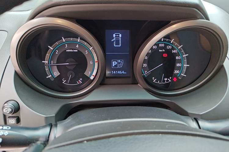 Used Toyota Prado 2010 4.0L Automatic TX-L Instrument Cluster